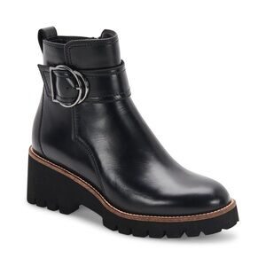 Blondo “Dagger” waterproof Black Leather Ankle Booties with Buckle